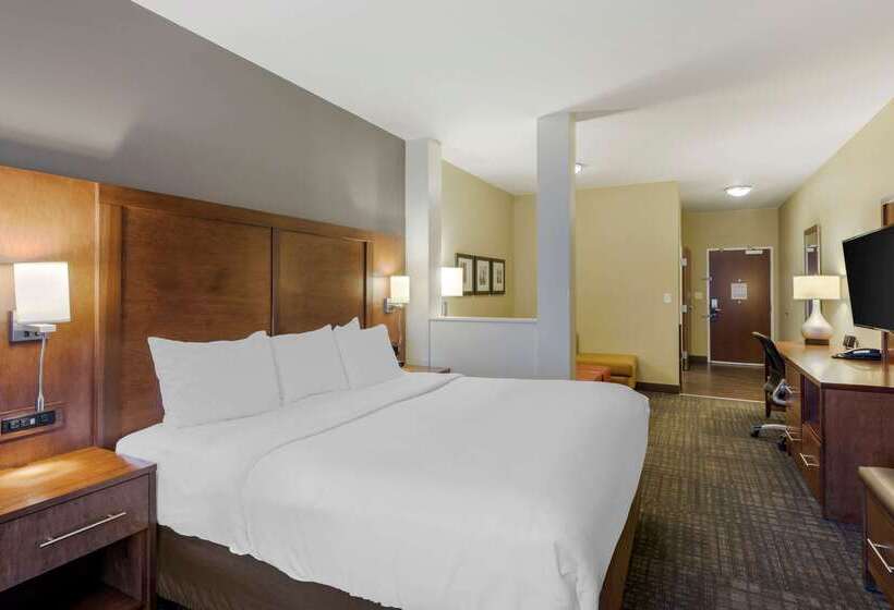 هتل Comfort Suites Loveland