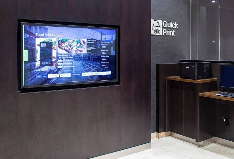 Отель Courtyard By Marriott New York Queens/fresh Meadows