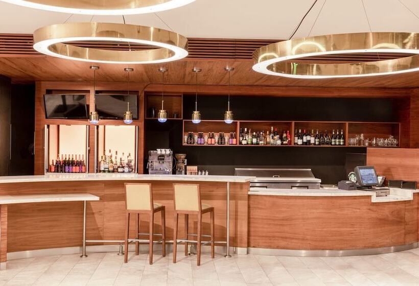 ホテル Courtyard By Marriott Mexico City Vallejo