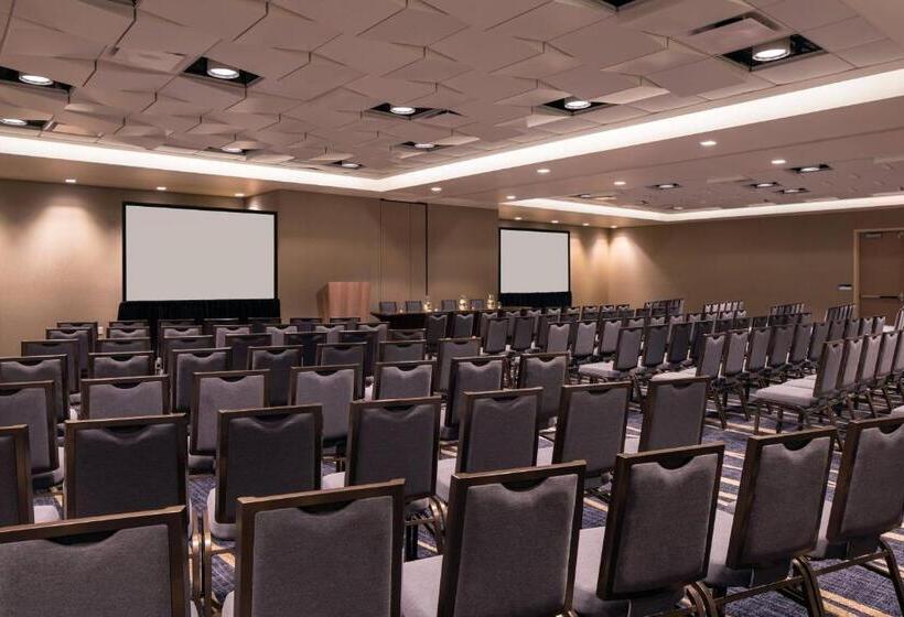 בית מלון כפרי Courtyard By Marriott Phoenix Downtown