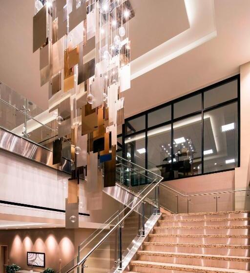 בית מלון כפרי Courtyard By Marriott Phoenix Downtown