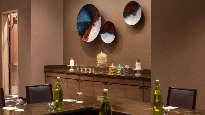 בית מלון כפרי Courtyard By Marriott Phoenix Downtown