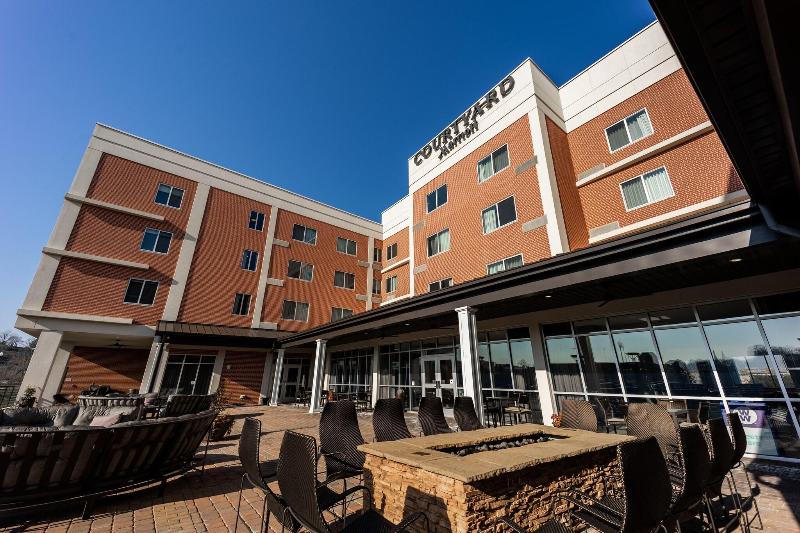 ホテル Courtyard By Marriott Rome