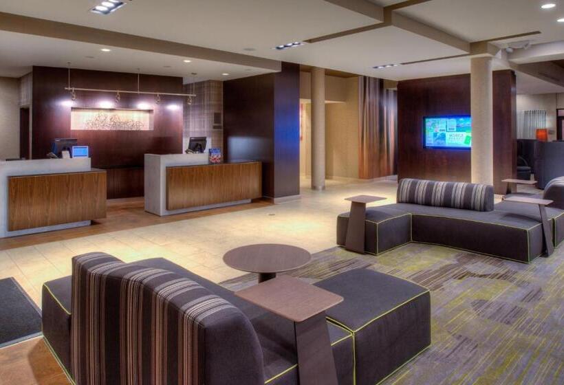 فندق Courtyard By Marriott St Louis Chesterfield