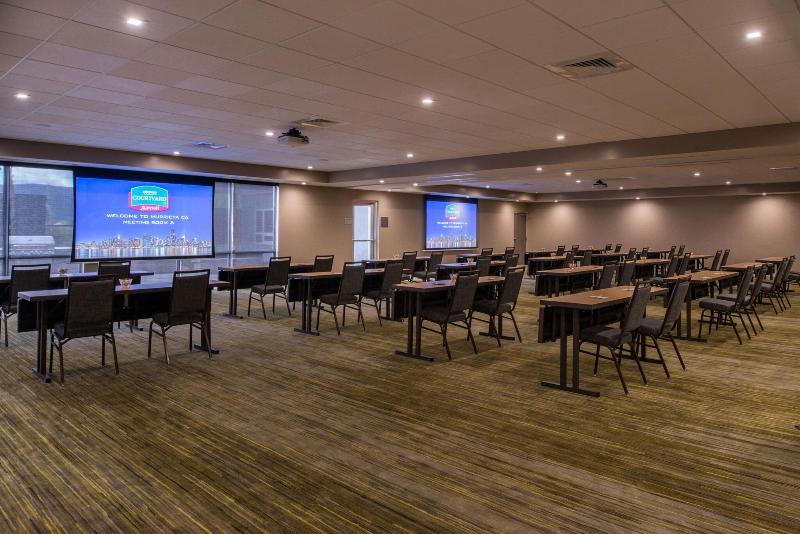 בית מלון כפרי Courtyard By Marriott Temecula Murrieta