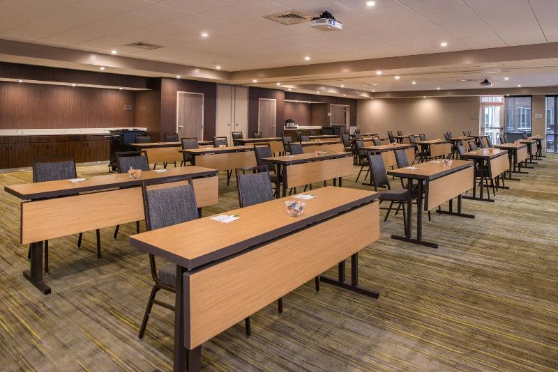 בית מלון כפרי Courtyard By Marriott Temecula Murrieta