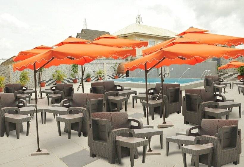 Отель De Lankaster