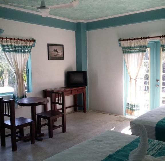 فندق Delphinus Inn