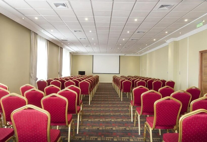 فندق Diego De Almagro La Serena