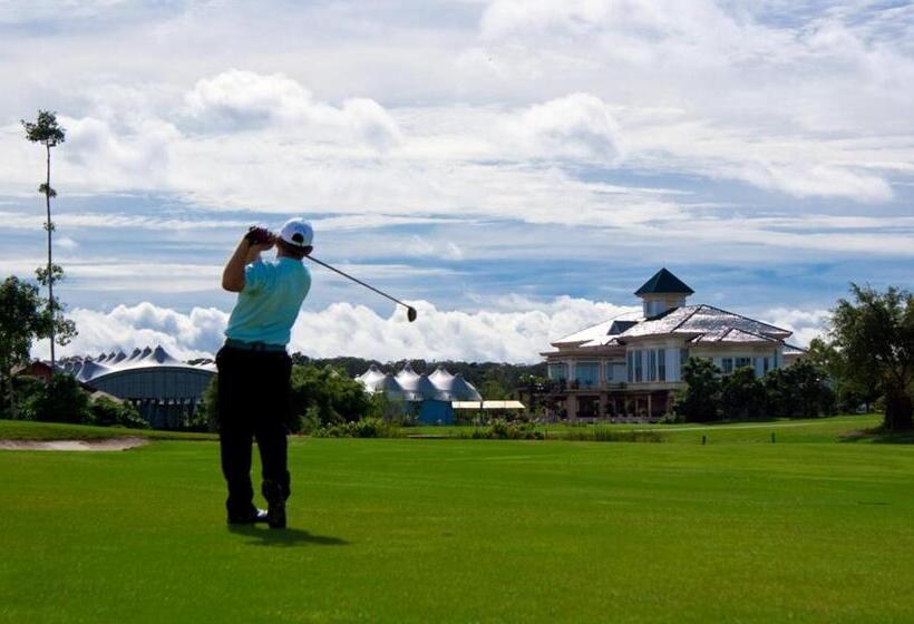 Отель Eastwood Valley Golf & Country Club