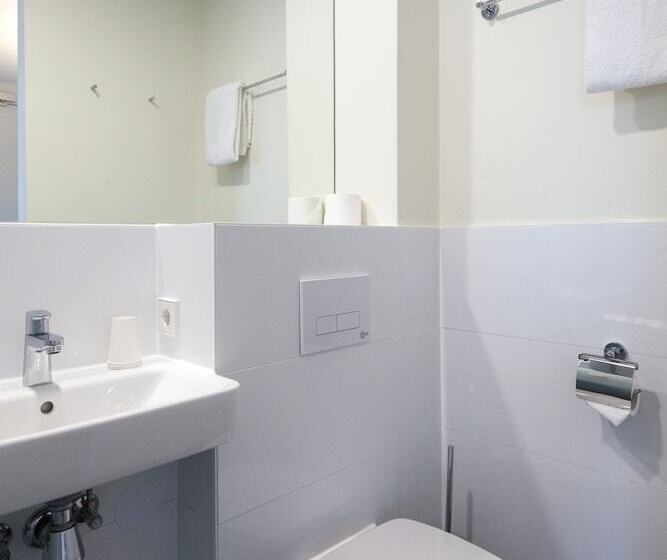 Easyhotel Amsterdam Arena Boulevard