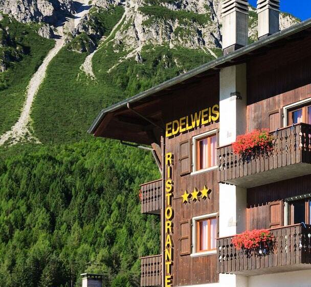 בית מלון כפרי Edelweiss