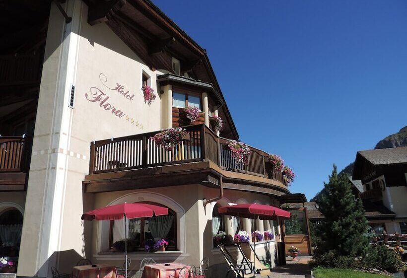 هتل Flora