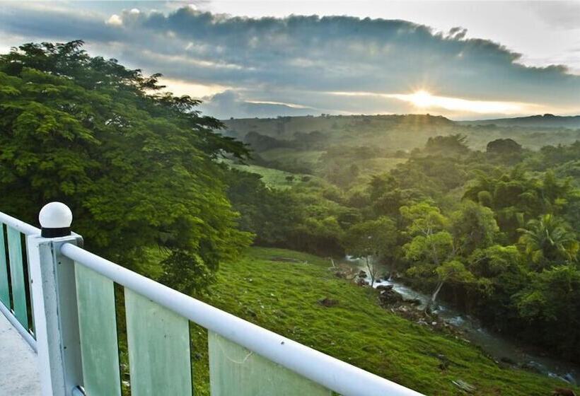 Отель Hacienda San Francisco