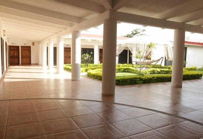 Отель Hacienda San Francisco