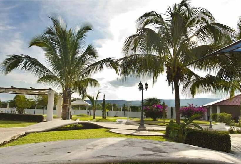 Отель Hacienda San Francisco