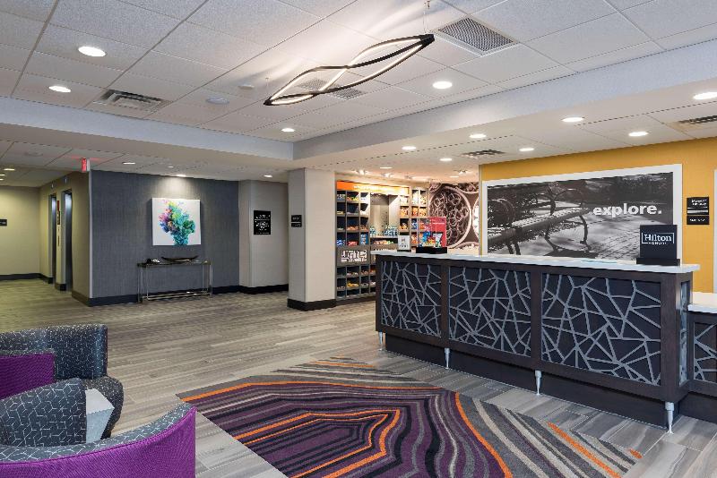 هتل Hampton Inn & Suites West Lafayette