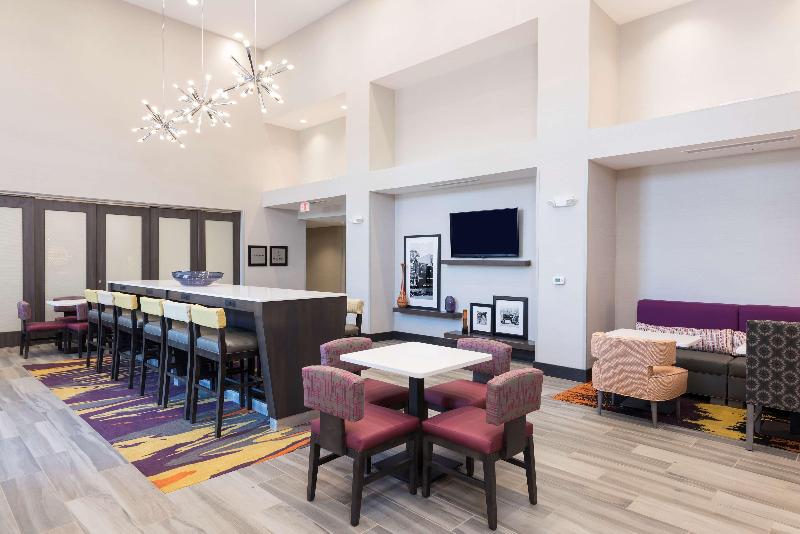 هتل Hampton Inn & Suites West Lafayette