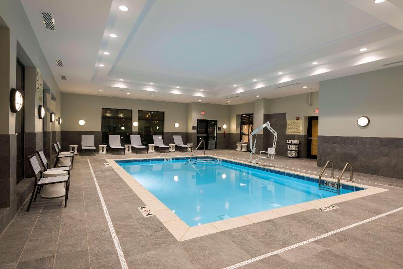 هتل Hampton Inn & Suites West Lafayette