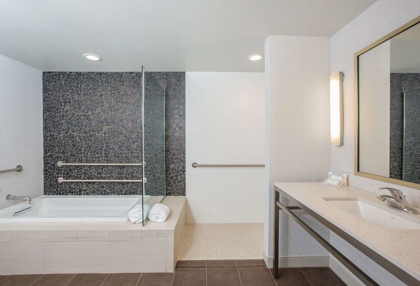 فندق Hilton Garden Inn Olympia