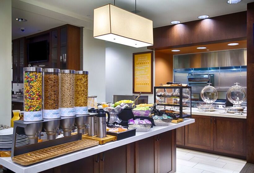 호텔 Hilton Garden Inn Salina