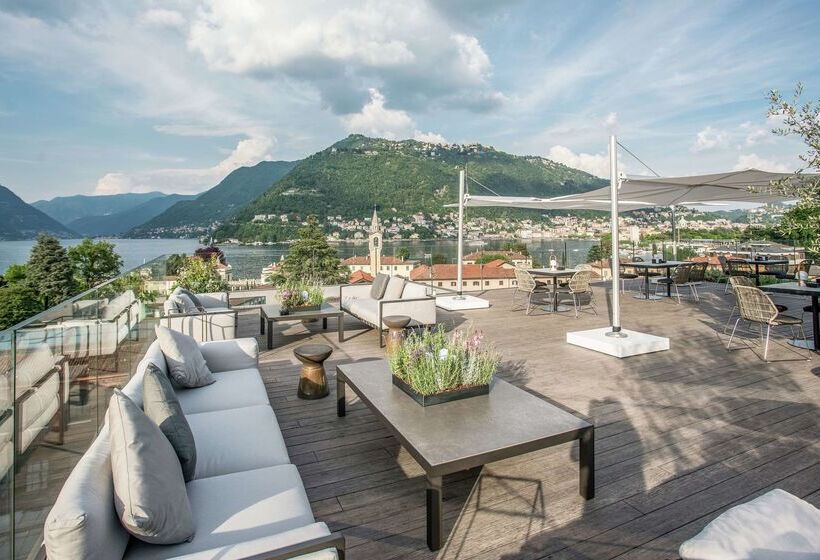 Отель Hilton Lake Como