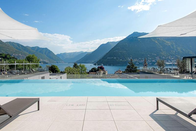 Отель Hilton Lake Como