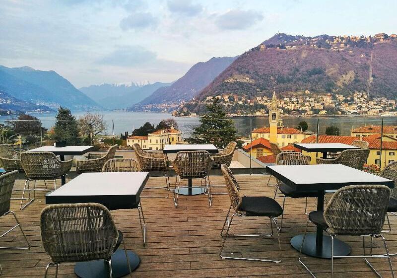 Отель Hilton Lake Como