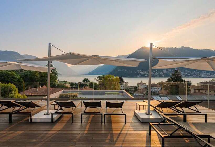 Отель Hilton Lake Como