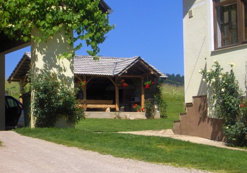 בית מלון כפרי House Josipa