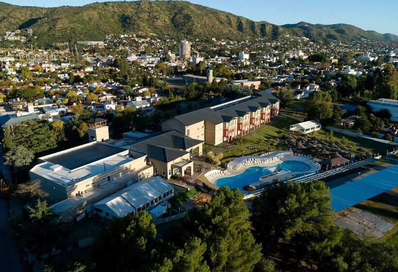 Отель Howard Johnson Plaza Villa Carlos Paz