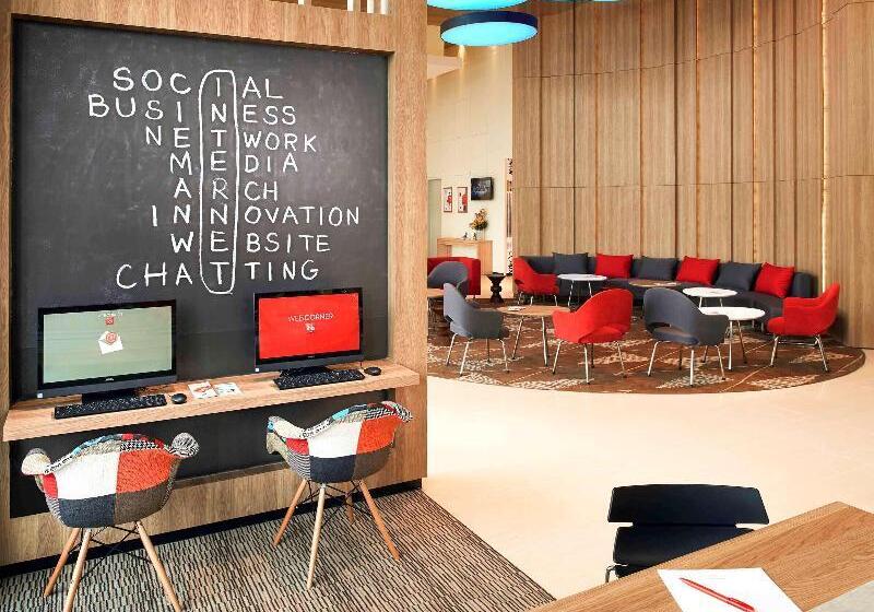 هتل Ibis Saigon Airport