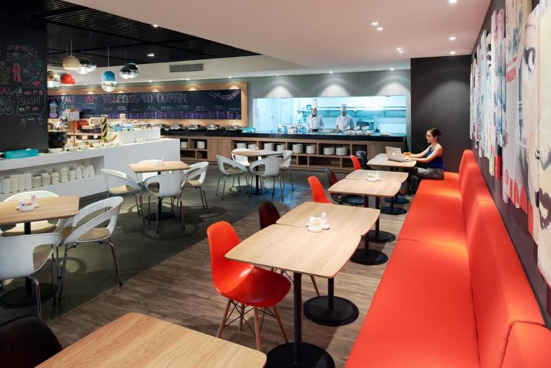 هتل Ibis Saigon Airport