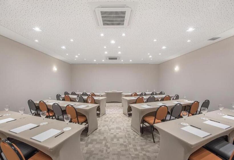 בית מלון כפרי Intercity Pátio Pinda