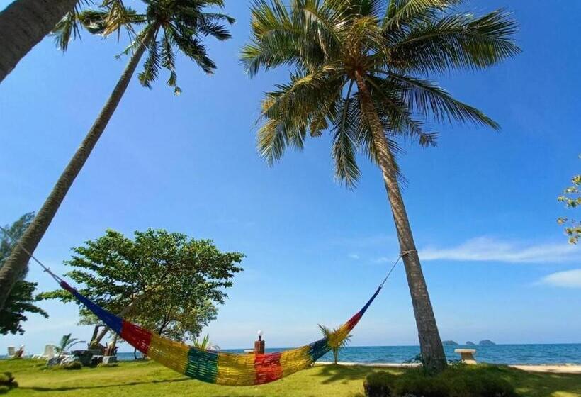 ホテル Koh Chang Bailan Beach Resort