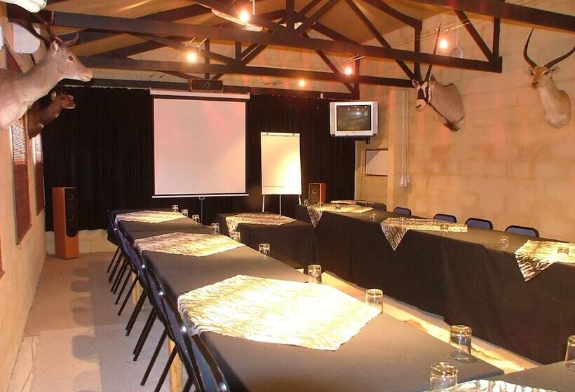 ホテル Kudu Ridge Game Lodge