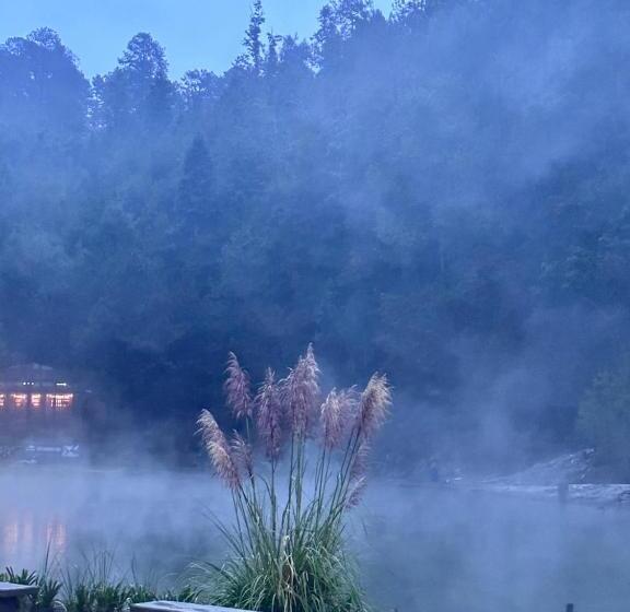 فندق Los Azufres Spa Natural