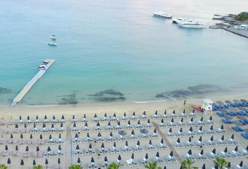 هتل Mykonos Dove Beachfront