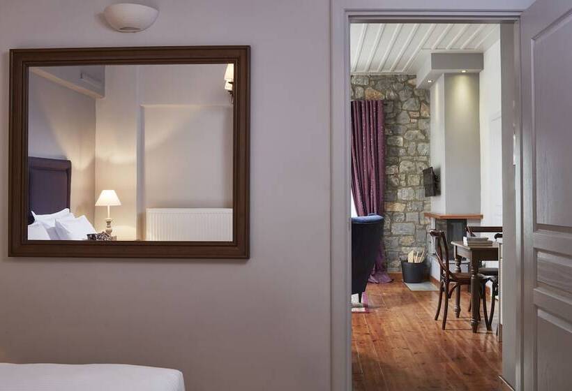 酒店 Nefeles Mainalon Luxury Residences & Lounge