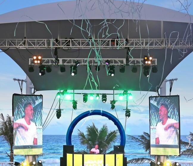 בית מלון כפרי Oh! Cancun On The Beach