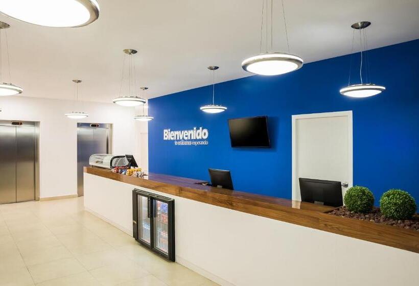 ホテル One Mexicali