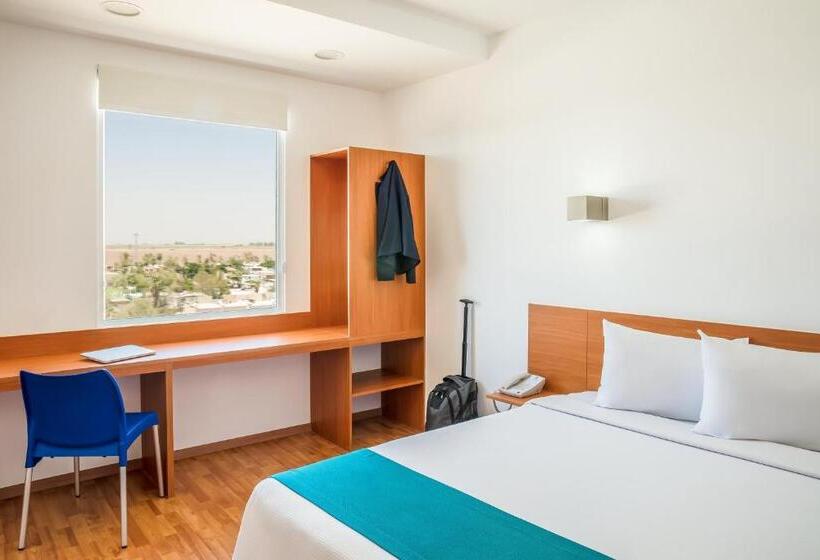 ホテル One Mexicali