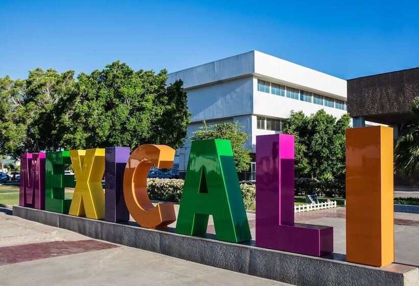 ホテル One Mexicali