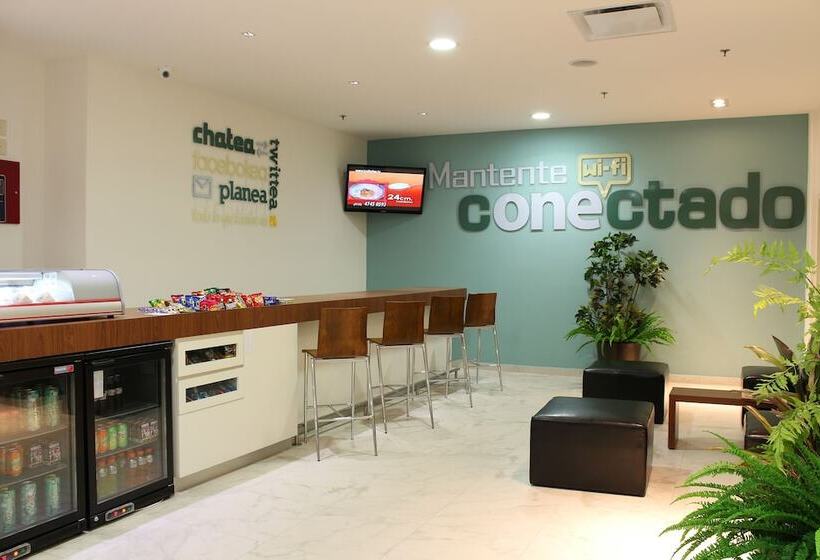 ホテル One Mexicali