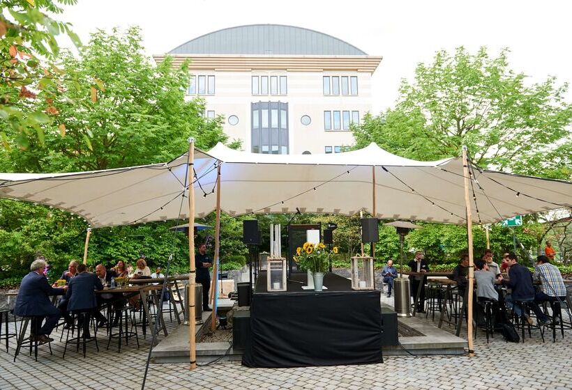 酒店 Park Inn By Radisson Brussels Airport