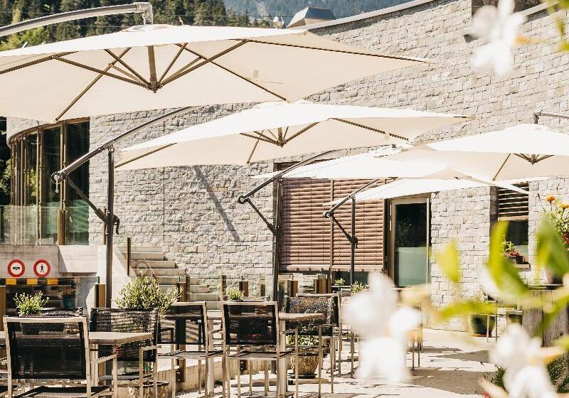 בית מלון כפרי Peaks Place Apartments & Spa