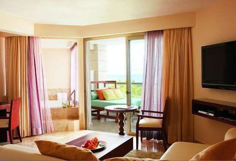 בית מלון כפרי Philoxenia