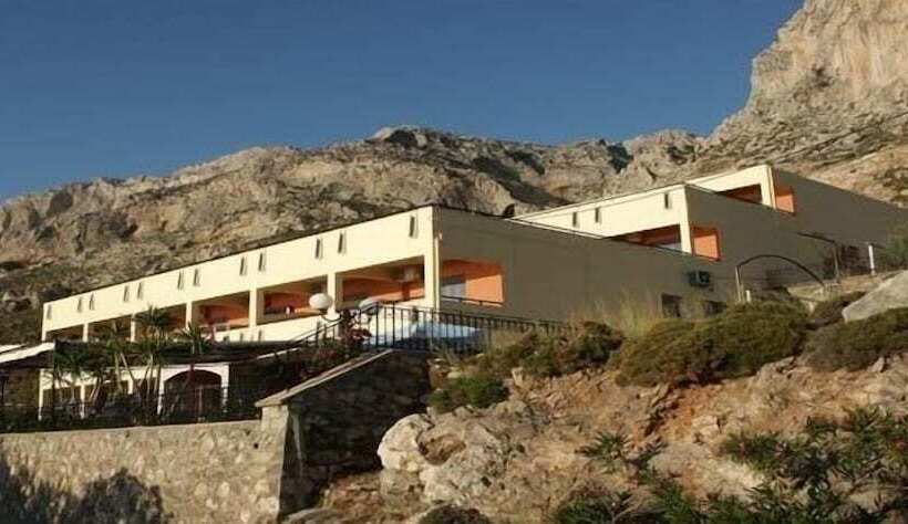 בית מלון כפרי Philoxenia