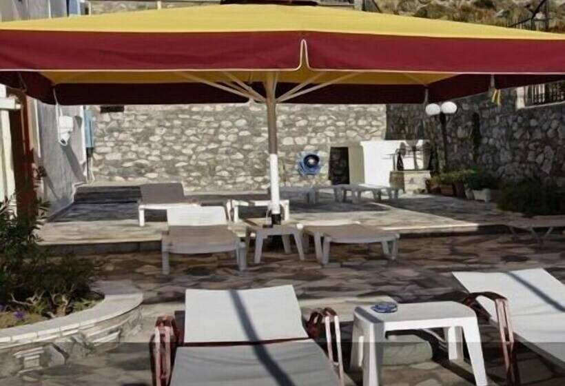 בית מלון כפרי Philoxenia