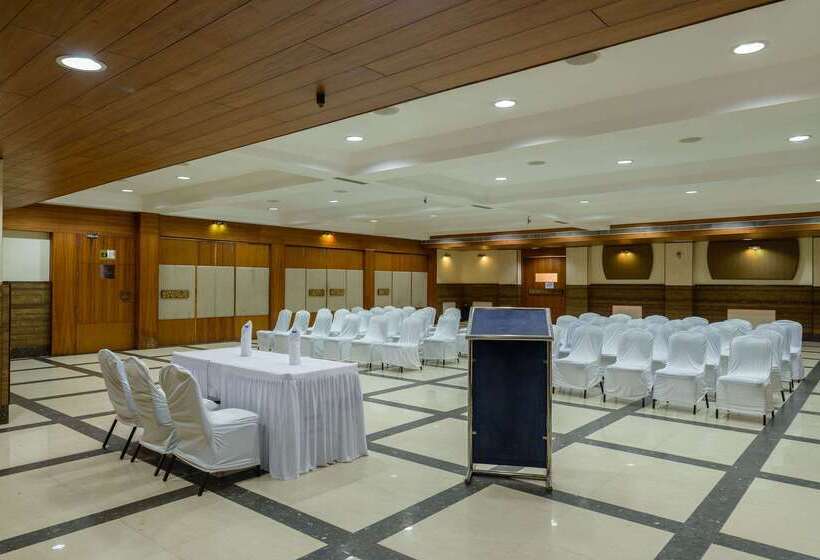 בית מלון כפרי Quality Inn Palms